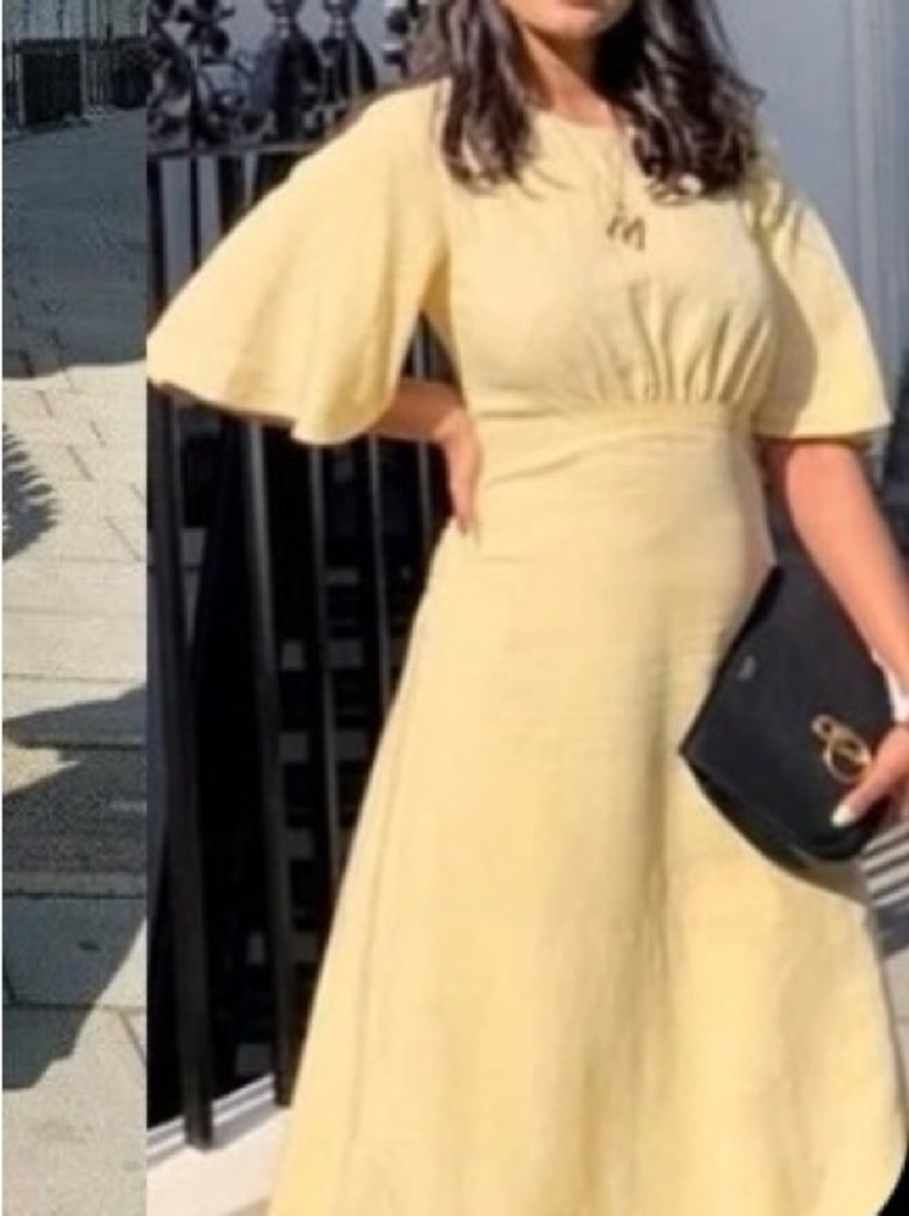 ZARA MIDI KLEID LENIN BLEND 
LIGHT YELLOW FLUTTER SLEEVE SUMMER MIDI DRESS SZ M